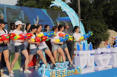 健步迎海風，清爽走古城——2018“清爽走去大?！苯〔阶呶靼舱净馃衢_賽